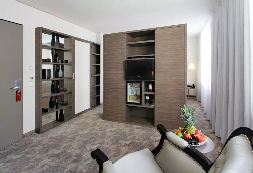 سوییت جونیور, Arcotel John F Berlin