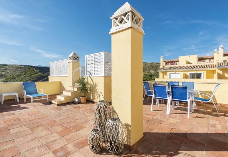 침실 3개 아파트, Colina Del Paraiso