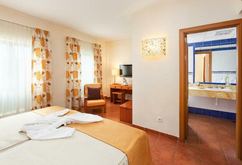 ツーベッドルーム　ヴィラ, Gf Isabel