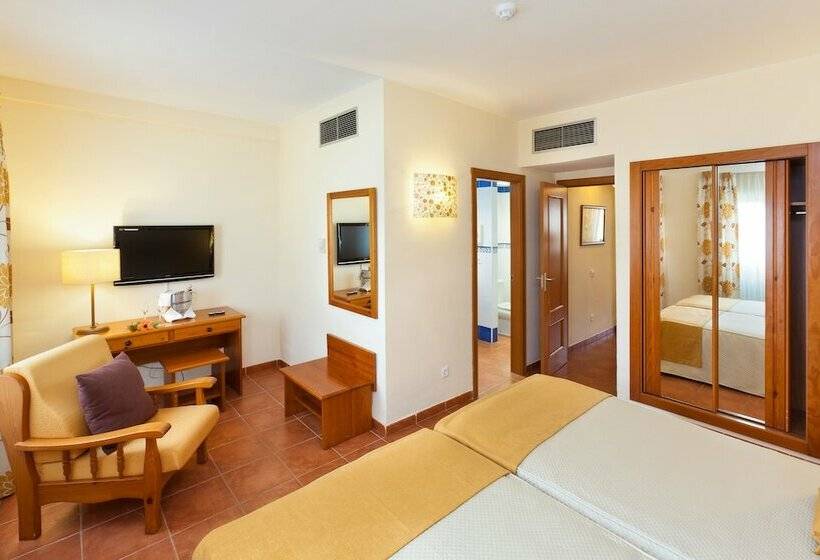 ツーベッドルーム　ヴィラ, Gf Isabel