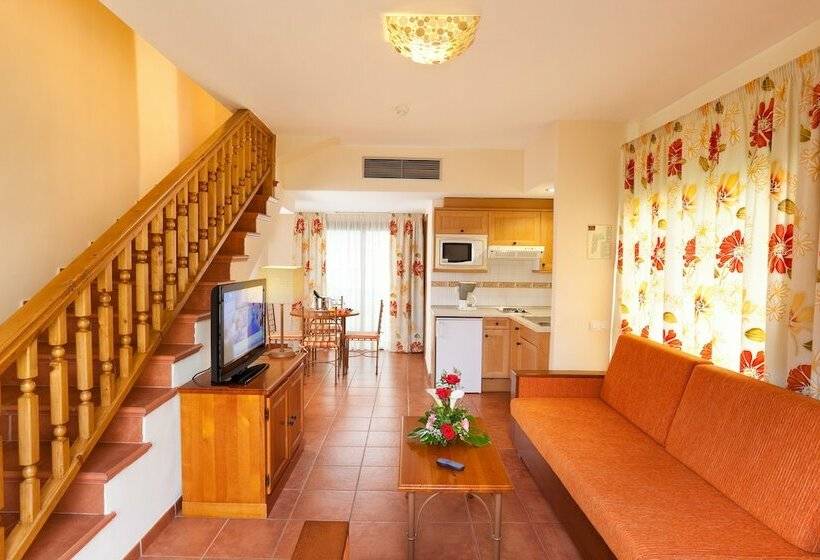 ツーベッドルーム　ヴィラ, Gf Isabel