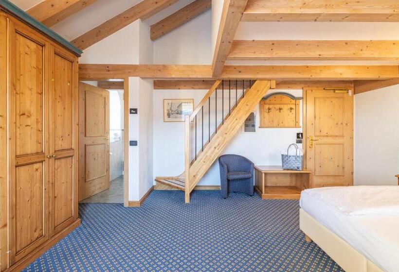 주니어 스위트, Bellavista