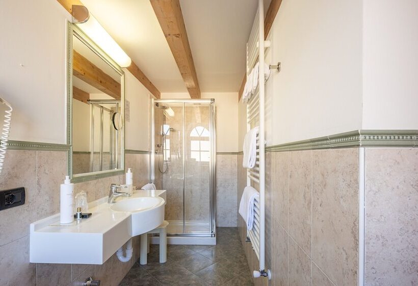 주니어 스위트, Bellavista