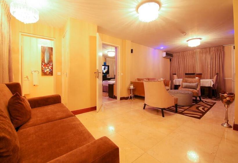 سوئیت ریاست جمهوری سه خوابه, Best Western Plus Accra Beach