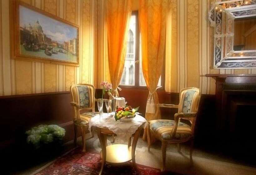 Quarto Superior com Vistas, Corte Dei Greci