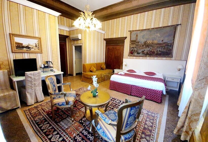 Quarto Superior com Vistas, Corte Dei Greci