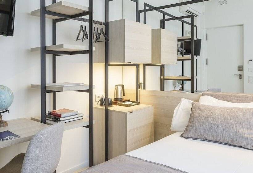 Номер Стандарт, Denit Barcelona