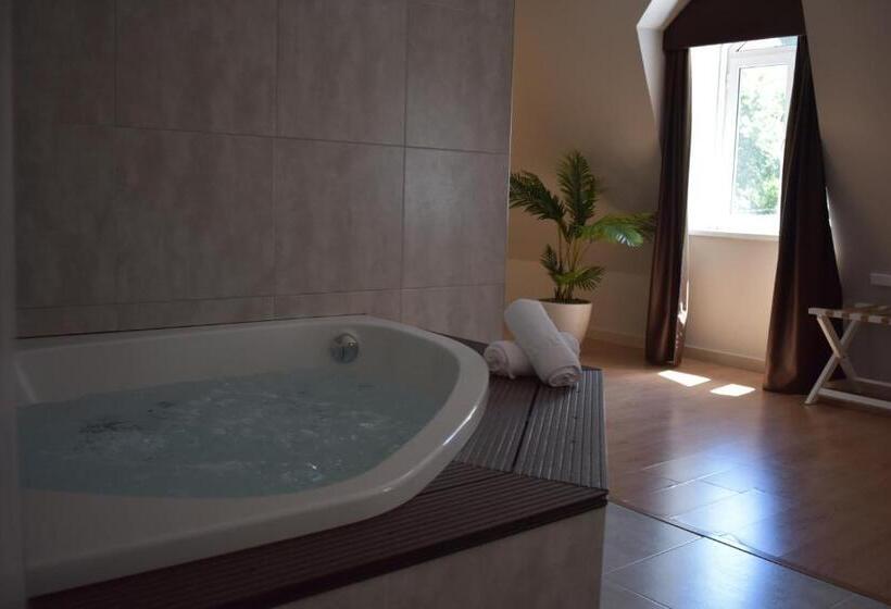 ハイドロマッサージバス付きスイート, Douro Marina Hotel & Spa