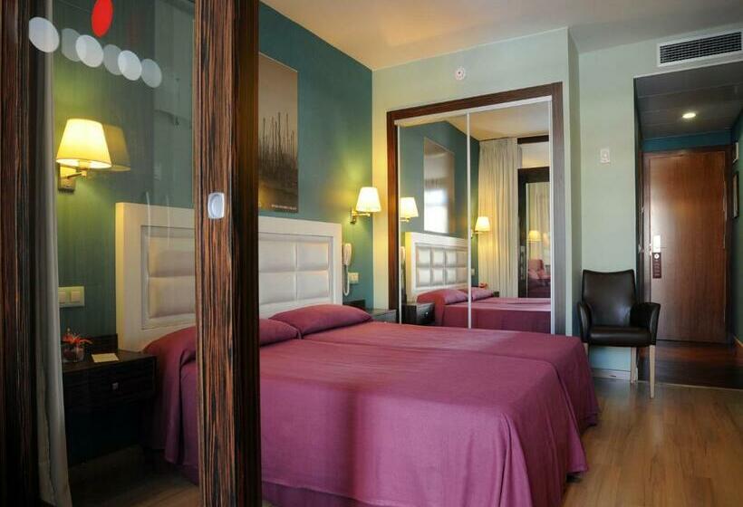 家庭间, Evenia Olympic Palace