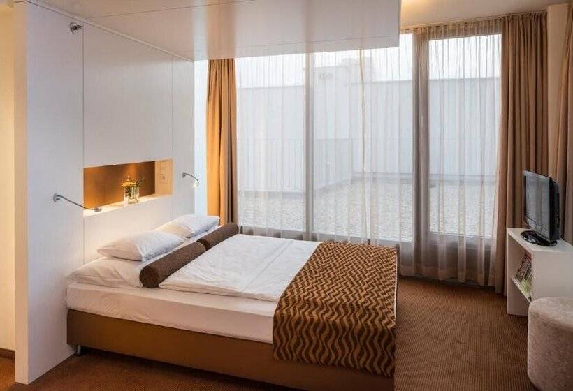 Habitación Ejecutiva, Falkensteiner Hotel Bratislava