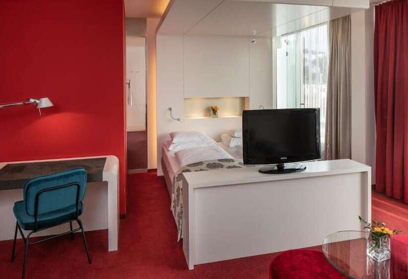 Junior Suite, Falkensteiner Hotel Bratislava