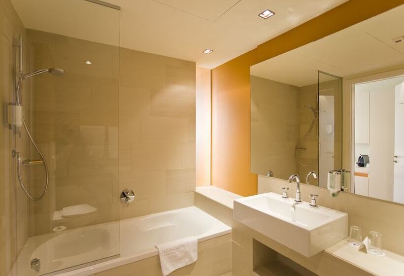 Habitación Deluxe, Falkensteiner Hotel Bratislava