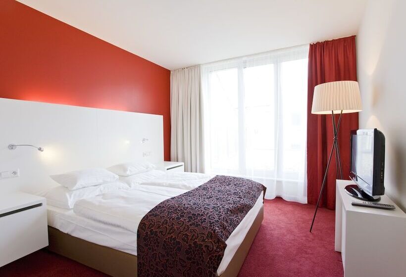 Suite Senior, Falkensteiner Hotel Bratislava