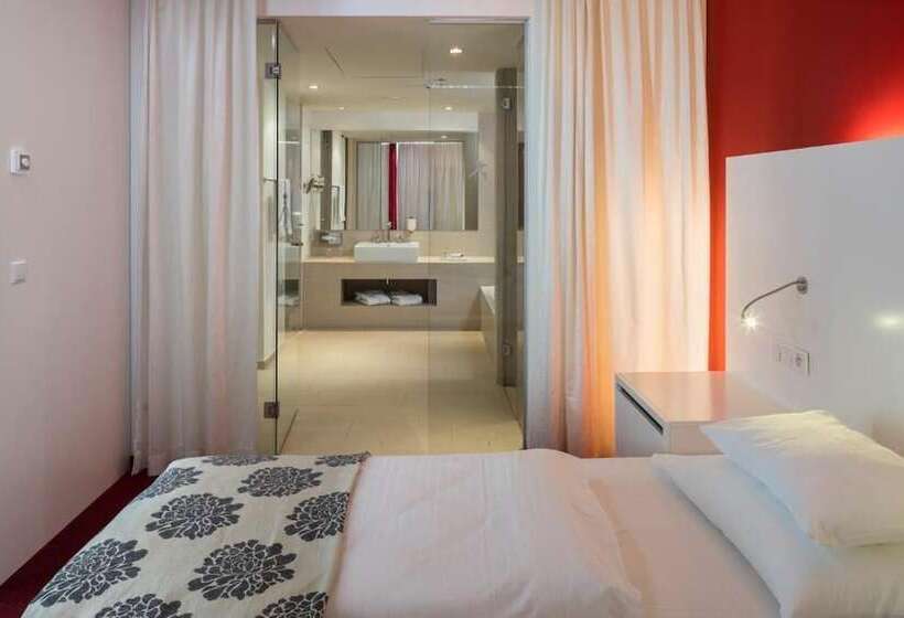 Suite Senior, Falkensteiner Hotel Bratislava