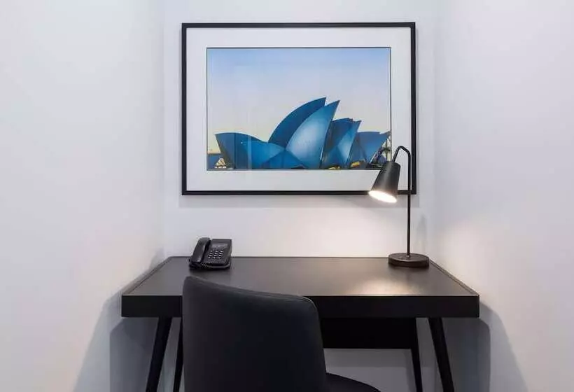 Sviitti, Meriton Suites Waterloo