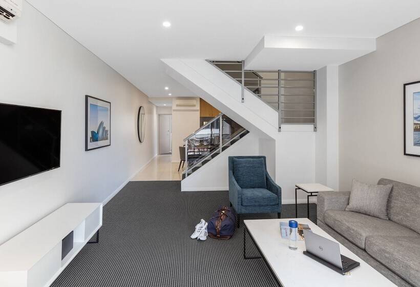 סוויטת 2 חדרי שינה, Meriton Suites Waterloo