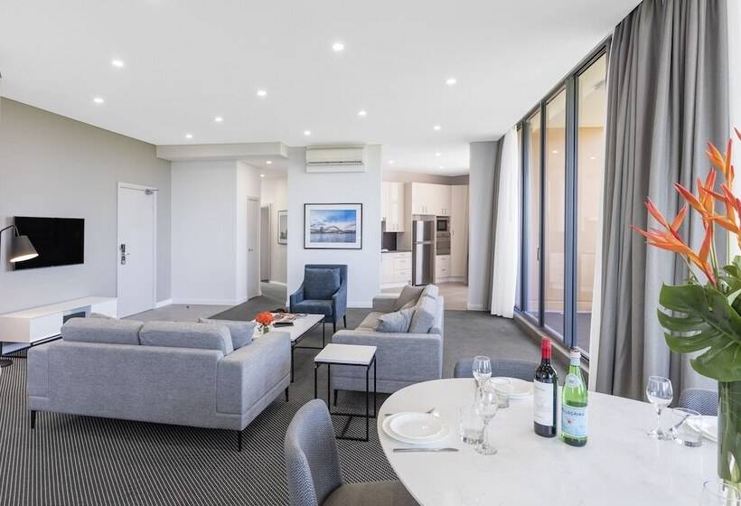 带3个卧室的套间, Meriton Suites Waterloo