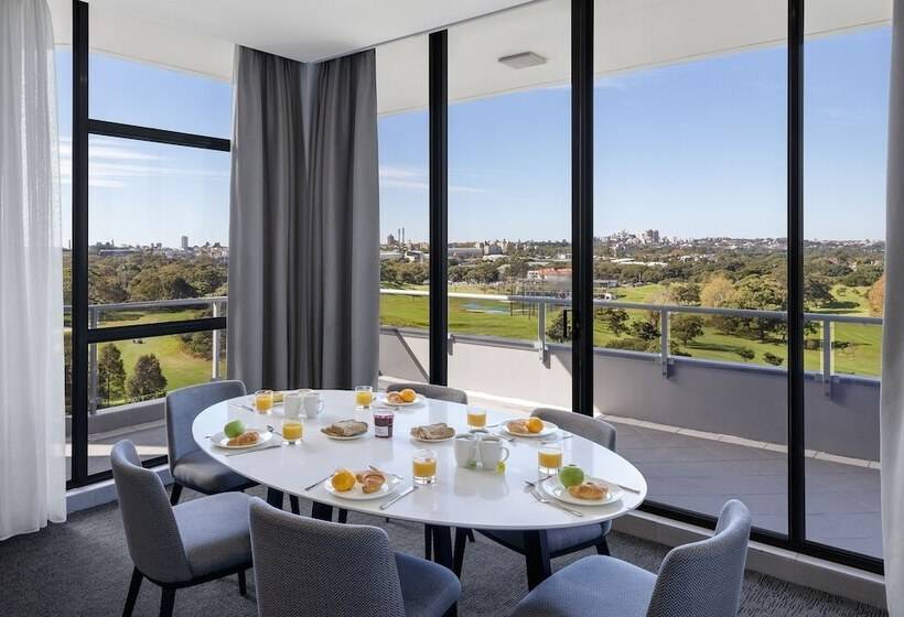 סוויטת 3 חדרי שינה, Meriton Suites Waterloo
