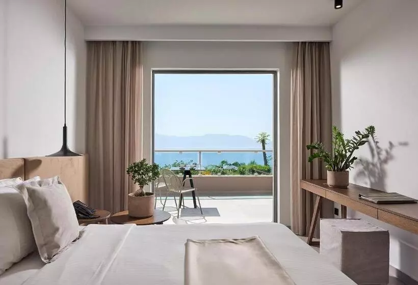 オーシャンビューデラックススイート, Michelangelo Resort & Spa