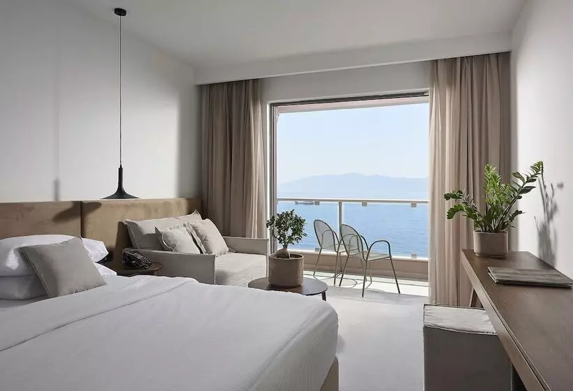 オーシャンビューのプレミアムルーム。, Michelangelo Resort & Spa