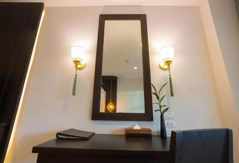 اتاق لوکس, Ravindra Beach Resort & Spa   Sha Extra Plus