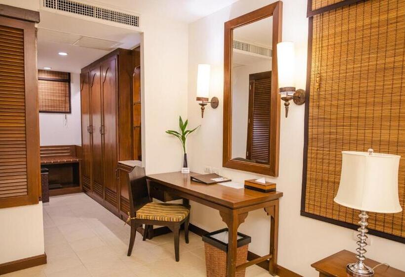 ویلای یک اتاق خوابه با استخر شنا, Ravindra Beach Resort & Spa   Sha Extra Plus