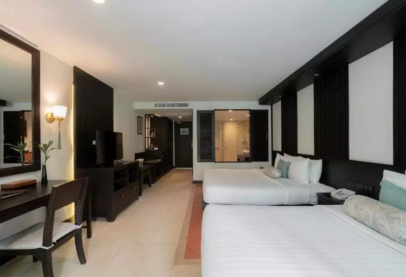اتاق لوکس سه تخته, Ravindra Beach Resort & Spa   Sha Extra Plus