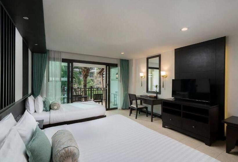 اتاق لوکس سه تخته, Ravindra Beach Resort & Spa   Sha Extra Plus