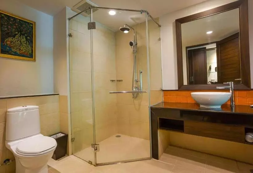 اتاق لوکس سه تخته, Ravindra Beach Resort & Spa   Sha Extra Plus