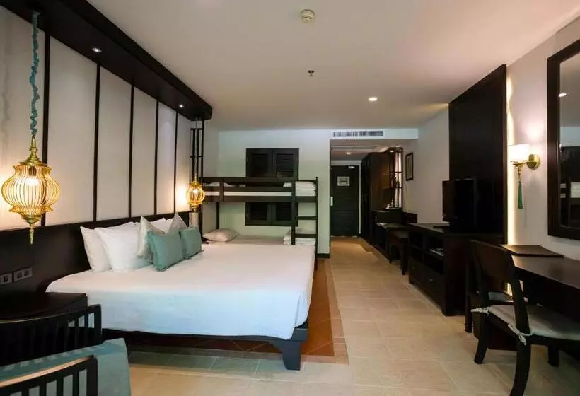 اتاق لوکس خانوادگی, Ravindra Beach Resort & Spa   Sha Extra Plus