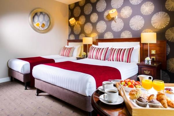 غرفة قياسية, Scott S