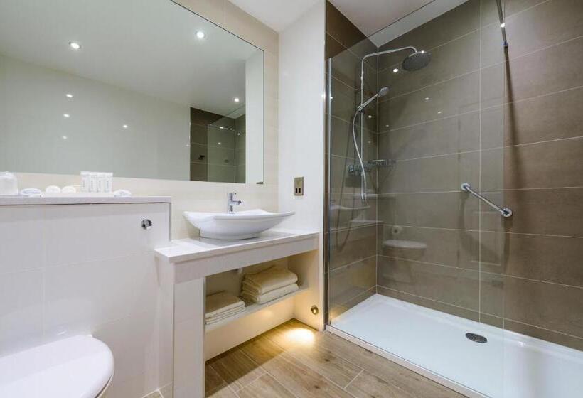 غرفة قياسية, Scott S