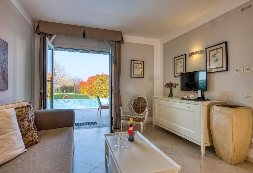 套房配有游泳池, Parc Hotel Germano Suites & Apartments