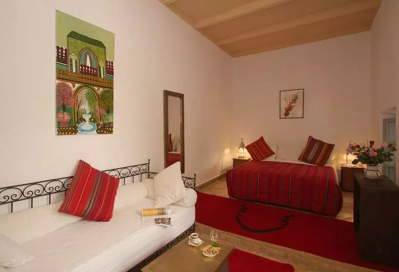 سوییت جونیور, Riad Dar Bounouar