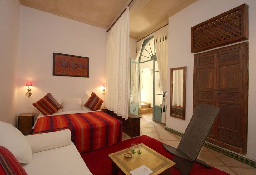 سوییت جونیور, Riad Dar Bounouar