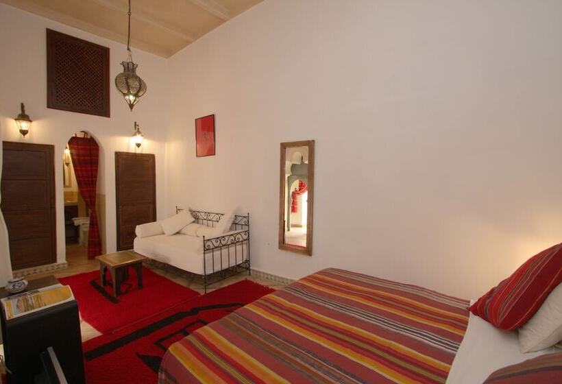 سوییت جونیور, Riad Dar Bounouar