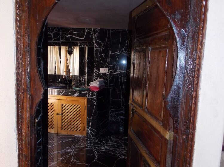 سوییت دوبلکس, Riad Dar Bounouar