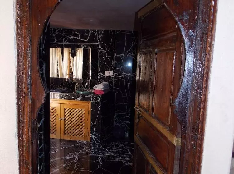 سوییت دوبلکس, Riad Dar Bounouar