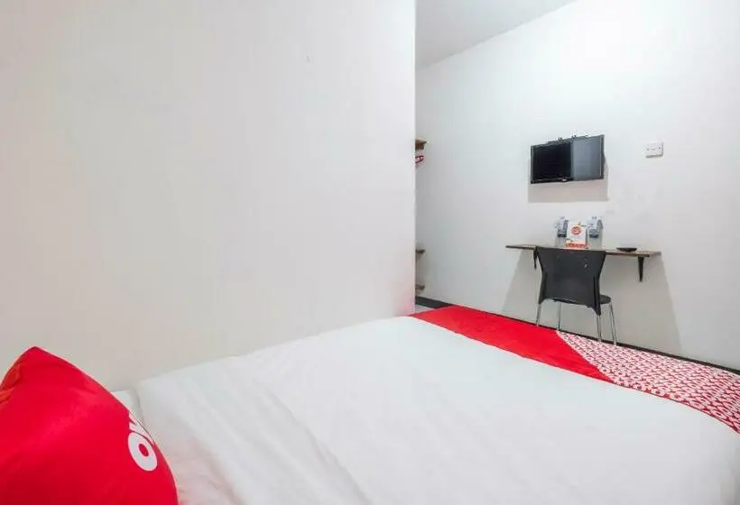 スタンダードシングルルーム, Oyo 1568 Stasiun Ka Cirebon Guest House