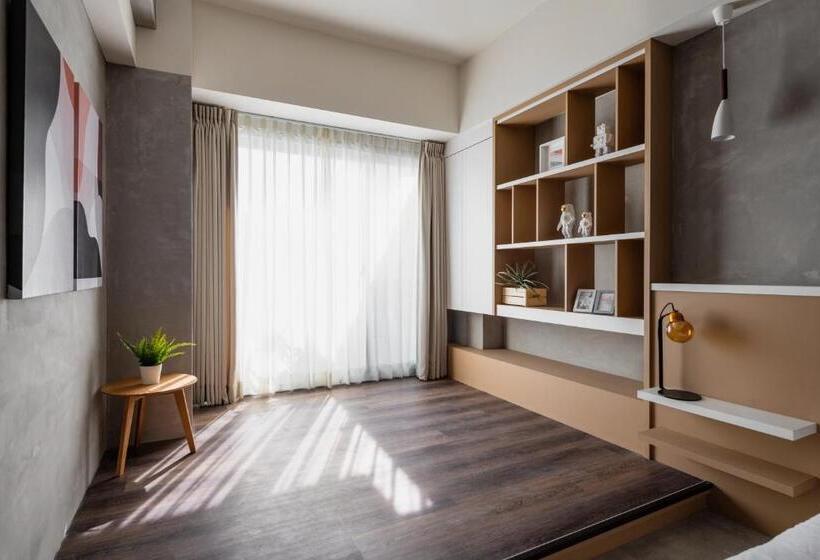 اتاق لوکس با بالکن, Ren House大仁哥文旅