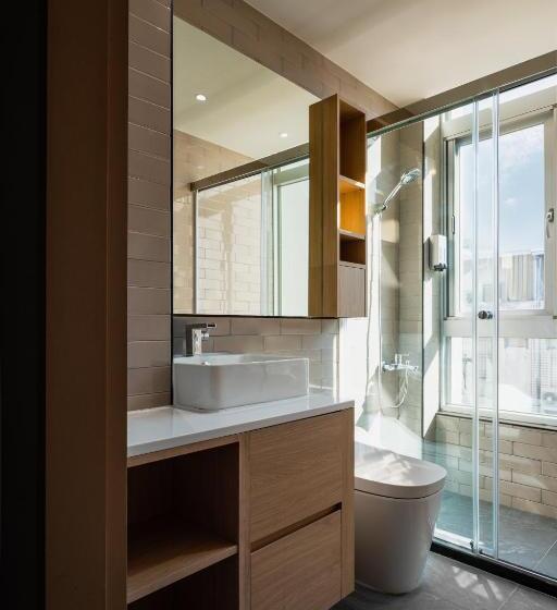 اتاق لوکس با بالکن, Ren House大仁哥文旅