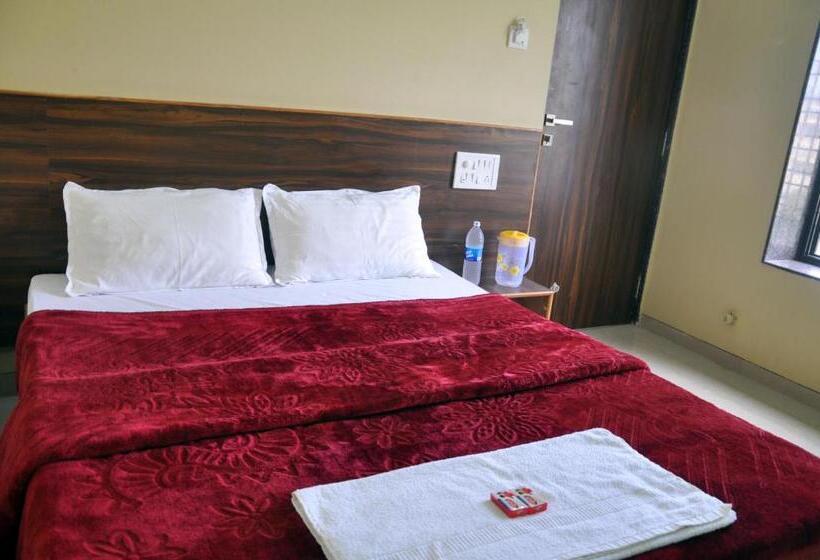 Deluxe Szoba, Sukrangu Palace