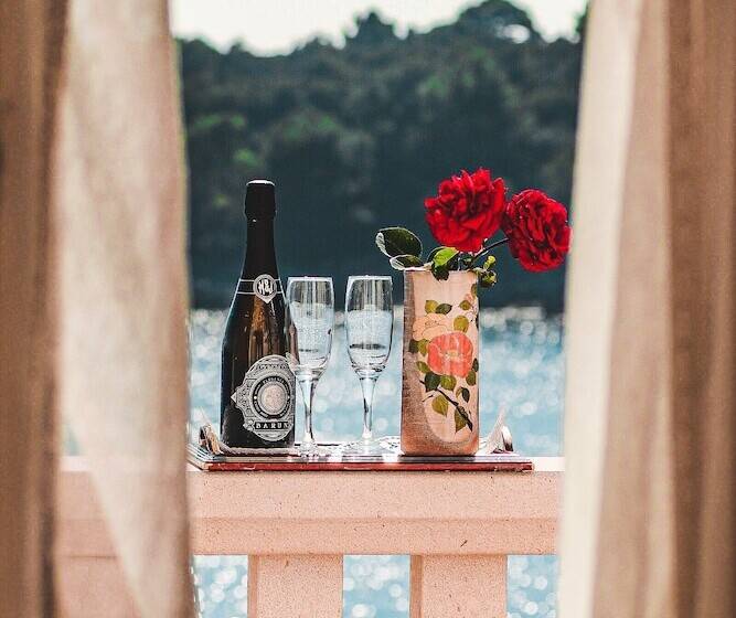 غرفة قياسية مطلّة علي البحر مزوَّدة بشُرفة, Bozica Dubrovnik Islands