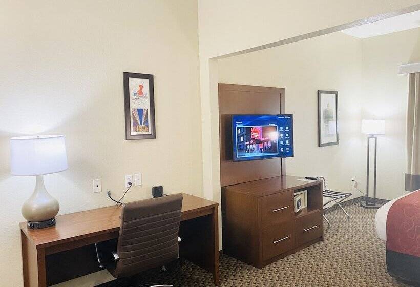 Люкс, Comfort Suites Jefferson City