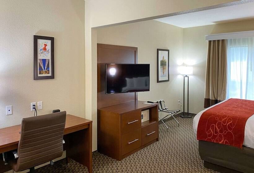 جناح, Comfort Suites Jefferson City
