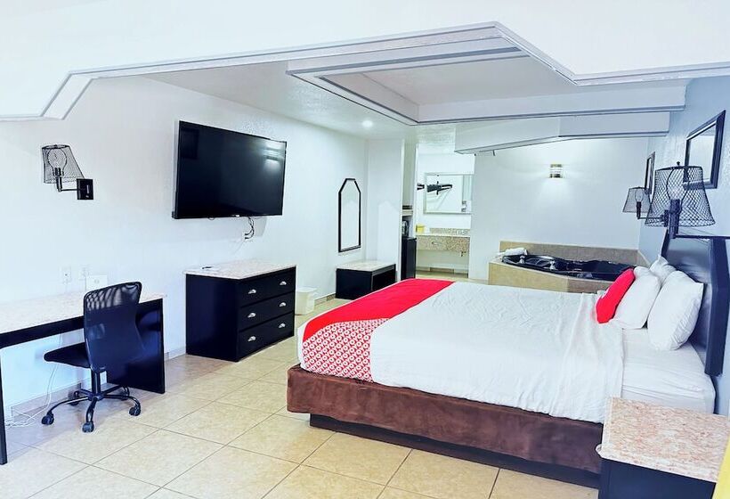 جناح مزود بجاكوزى, Oyo Hotel Three Rivers Tx Us 281