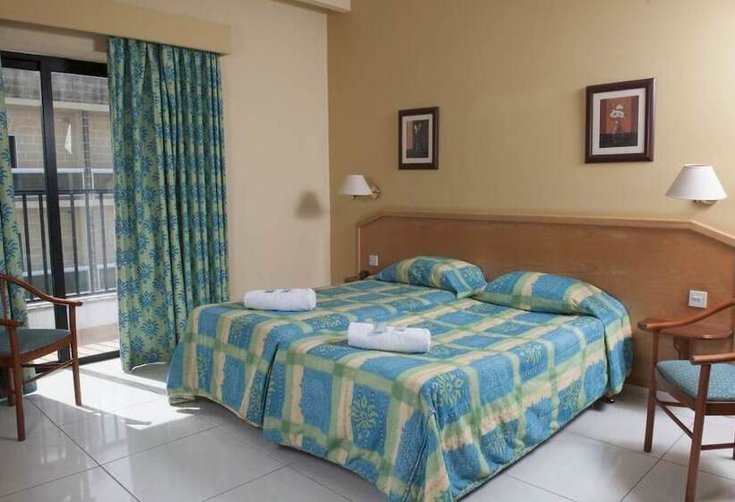 اتاق استاندارد با بالکن, Euroclub