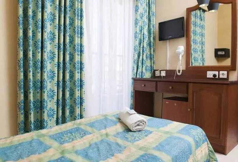 اتاق استاندارد یک نفره, Euroclub