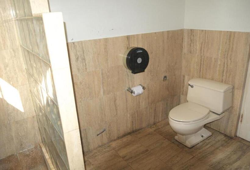 تختخواب در اتاق مشترک, Inkawasi Miraflores Hostel