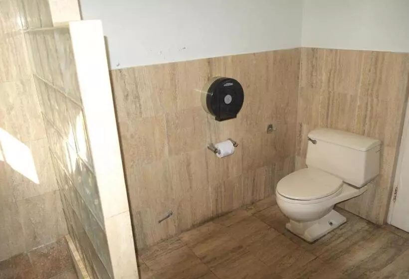 تختخواب در اتاق مشترک, Inkawasi Miraflores Hostel